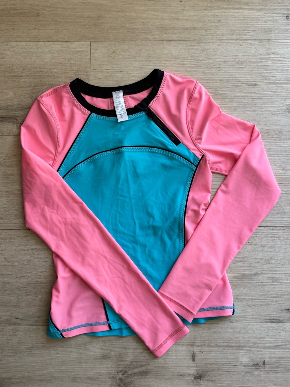 Ivivva by Lululemon Long Sleeve Rash Guard